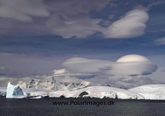 Melcior Islands lenticular clouds PICT1233