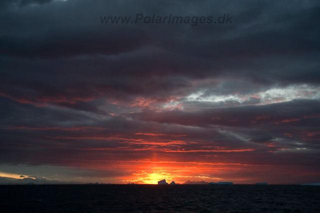 Sunset, eastern Bransfield Strait_MG_8749