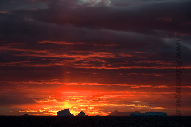 Sunset, eastern Bransfield Strait_MG_8754